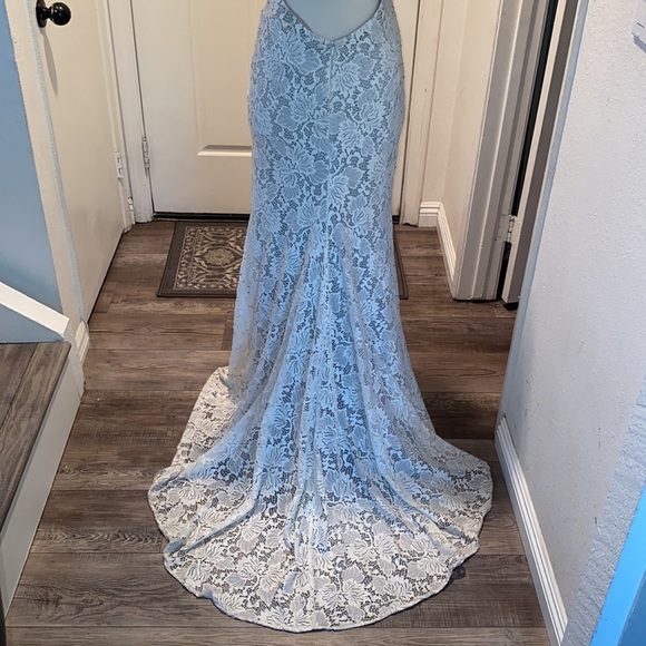 La Femme White Lace Rhinestone Prom Pageant Evening Wedding Dress - Picture 8 of 16